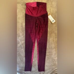 Niyama Sol barefoot leggings CROC DRAGON FRUIT size XS NWT